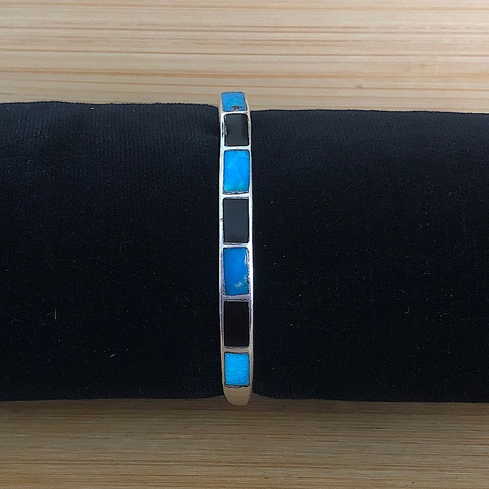 $142  Native American Designer Estate Cuff  Sterling Silver  Unmarked